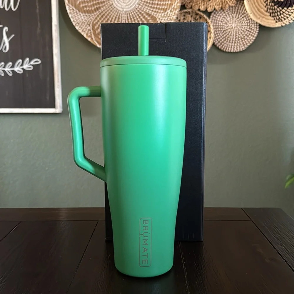 BruMate 40oz Era in Electric Green an Anthropologie exclusive! New!!
